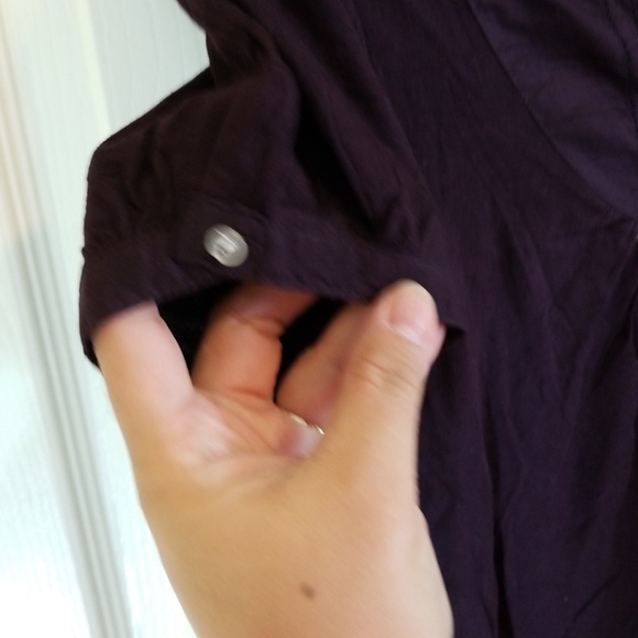 GAP PLUM PURPLE BUTTOM DOWN TOP SZ SMALL NWT♡ - Picture 3 of 8